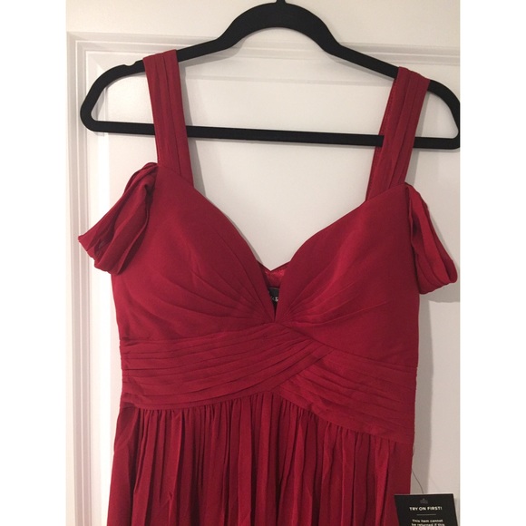 Formal plunge sweetheart off the shoulder dress - Picture 4 of 8